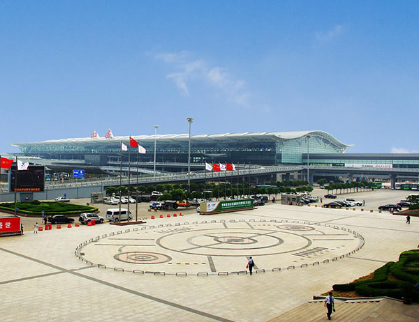 西部机场.jpg